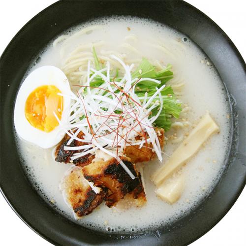 名古屋コーチン鶏白湯ラーメン