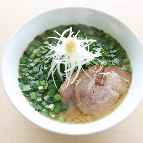 ニラたっぷり生姜白味噌ラーメン