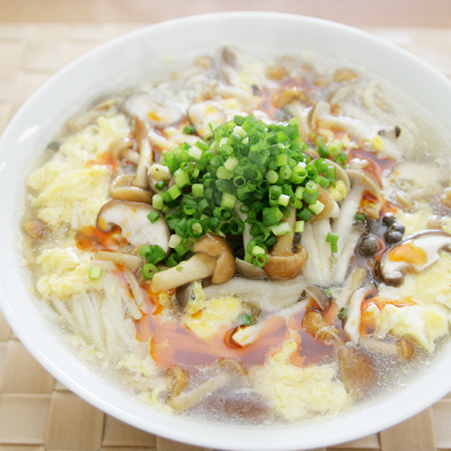 きのこたっぷり酸辣湯麺