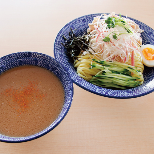 冷たい魚介つけ麺